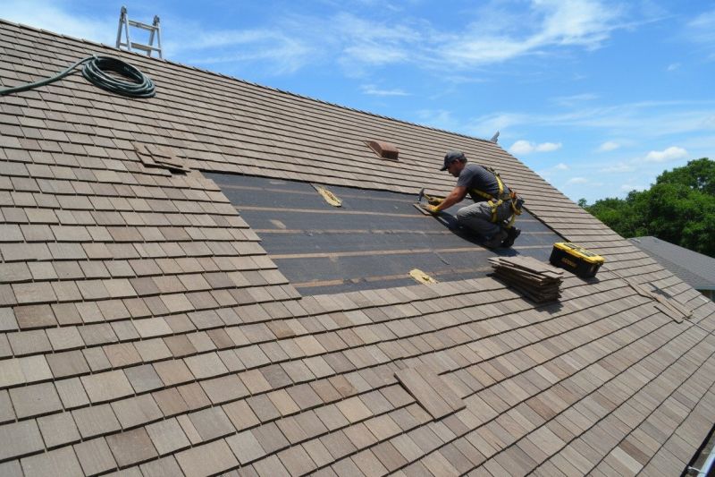 Wood Shingles Repair in Mineral, VA